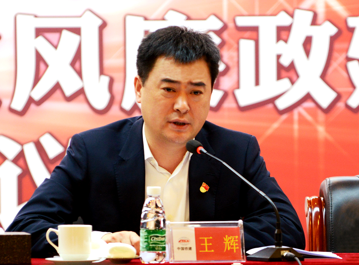 公司总经理年终总结发言稿